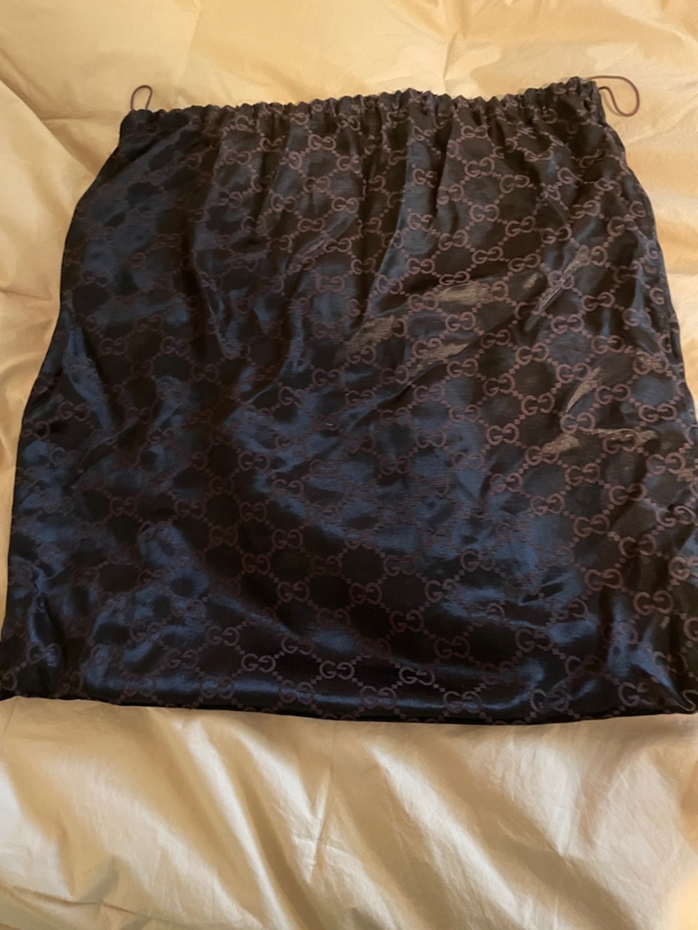 Gucci Black Leather Satchel with Gold and bamboo Accents - Picture 9 of 12